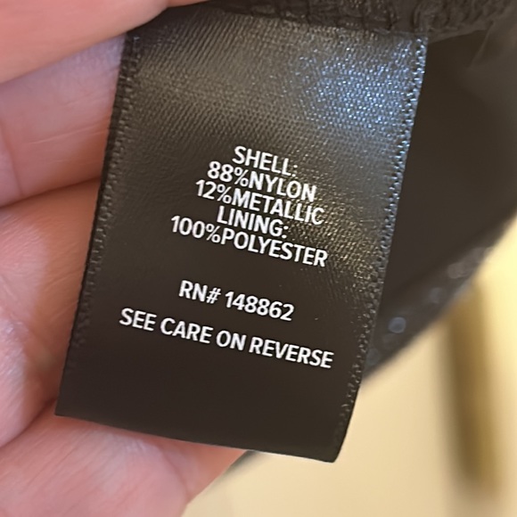 🎉HP🎉 NWT Torrid sparkly knit skirt, size 5X/28W - Picture 4 of 5